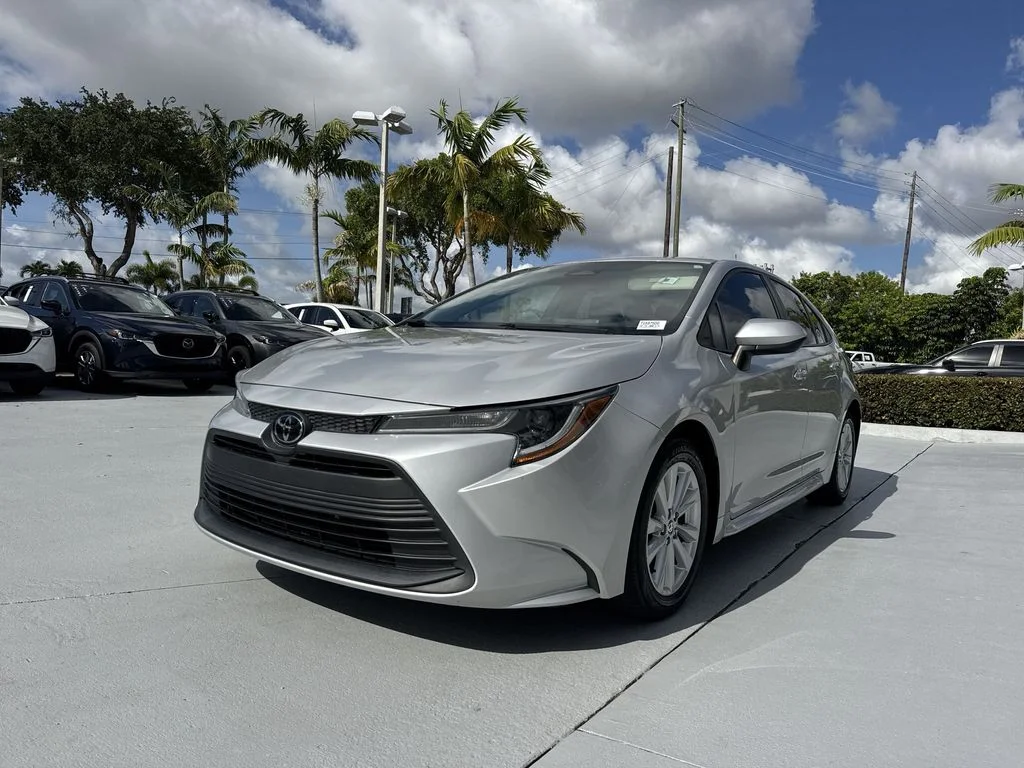 Used 2023 Classic Silver Metallic Toyota LE image 31