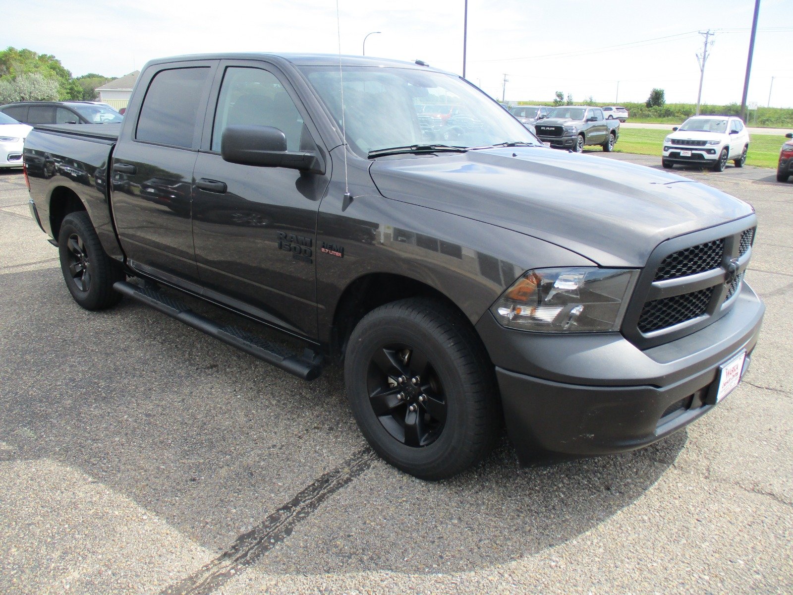 Used 2023 GRANITE Ram Tradesman image 9