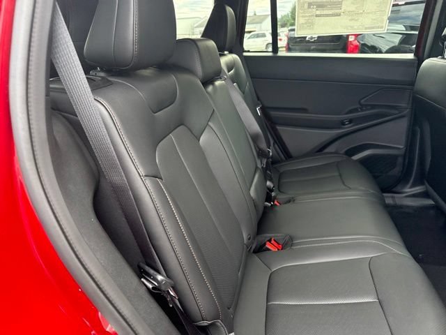 New 2026 Red Hot Pearl-Coat Exterior Paint Jeep Limited image 14