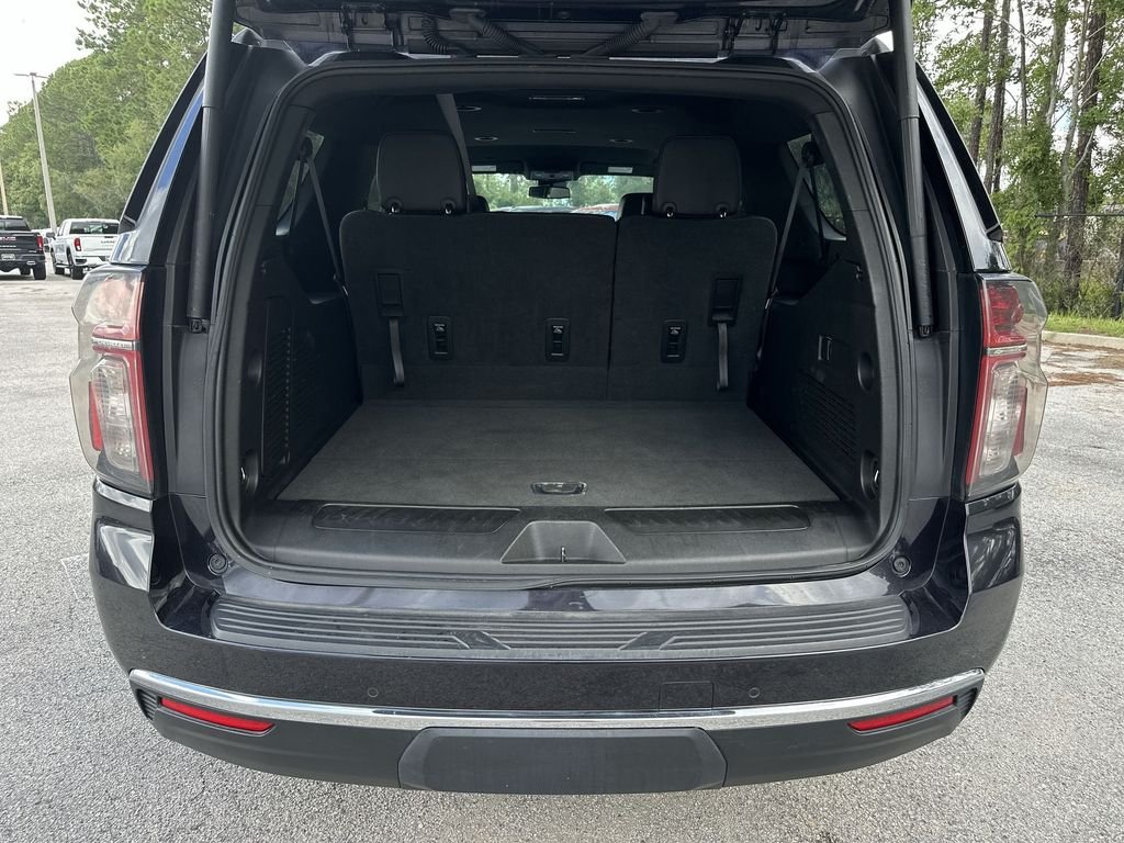 2024 Chevrolet Suburban LT - Photo 25