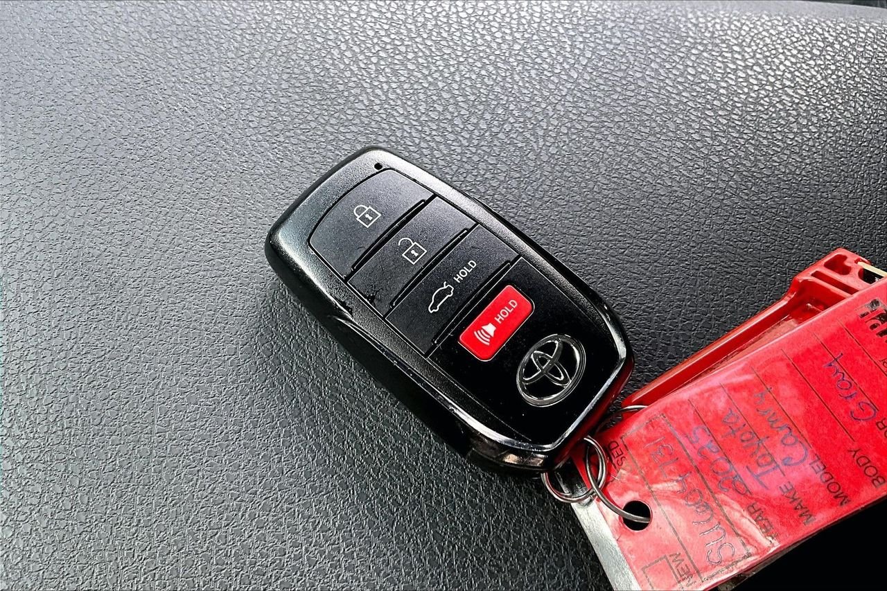 Certified Used 2025  Toyota SE image 35