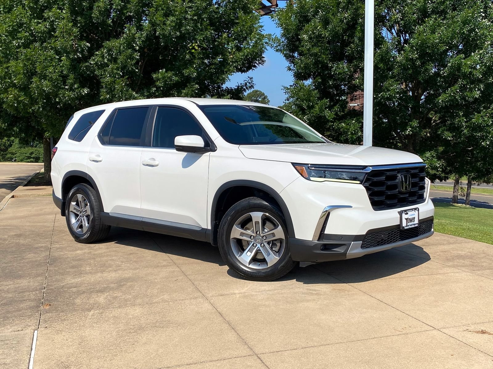 2023 Honda Pilot EX-L 7-Occupant 2WD's photo