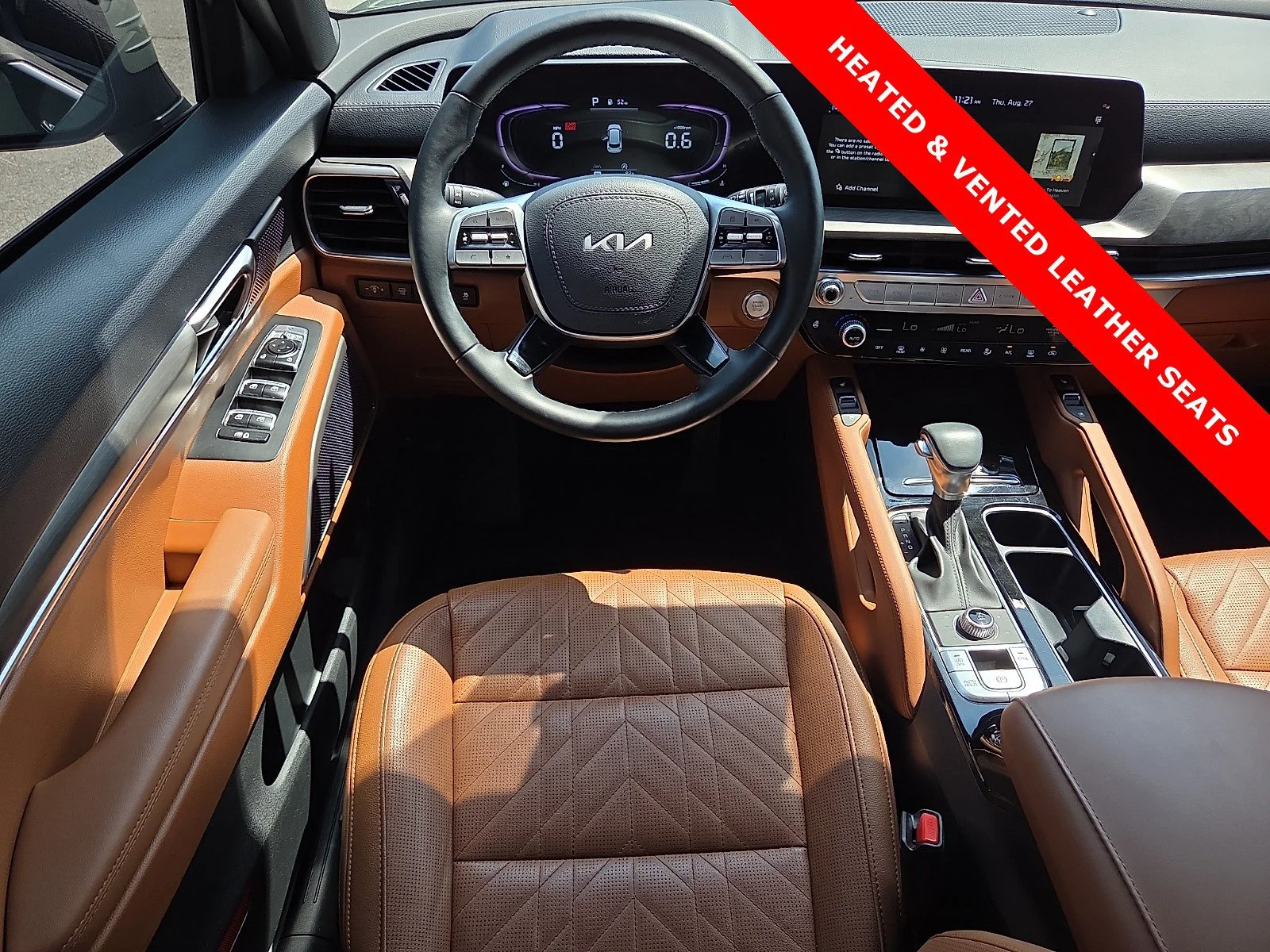 Used 2025 Jungle Green Kia EX X-Pro image 13