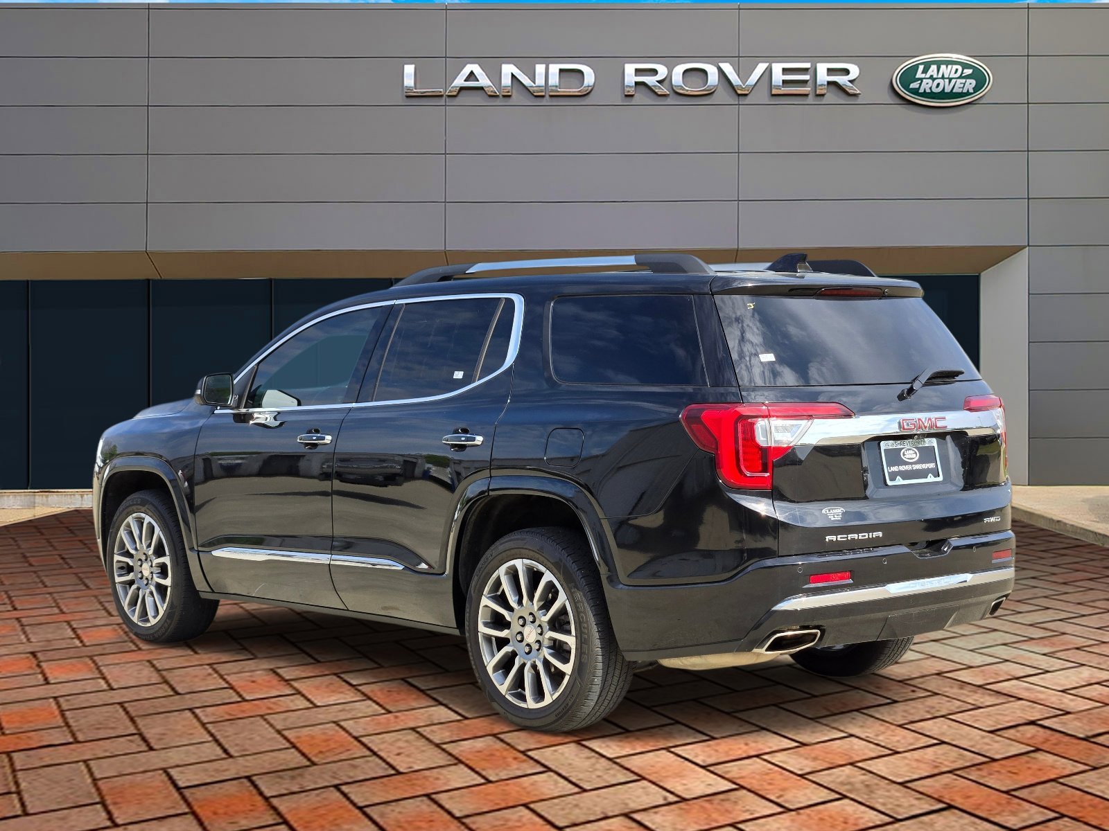 Used 2023 Ebony Twilight Metallic GMC Denali image 6