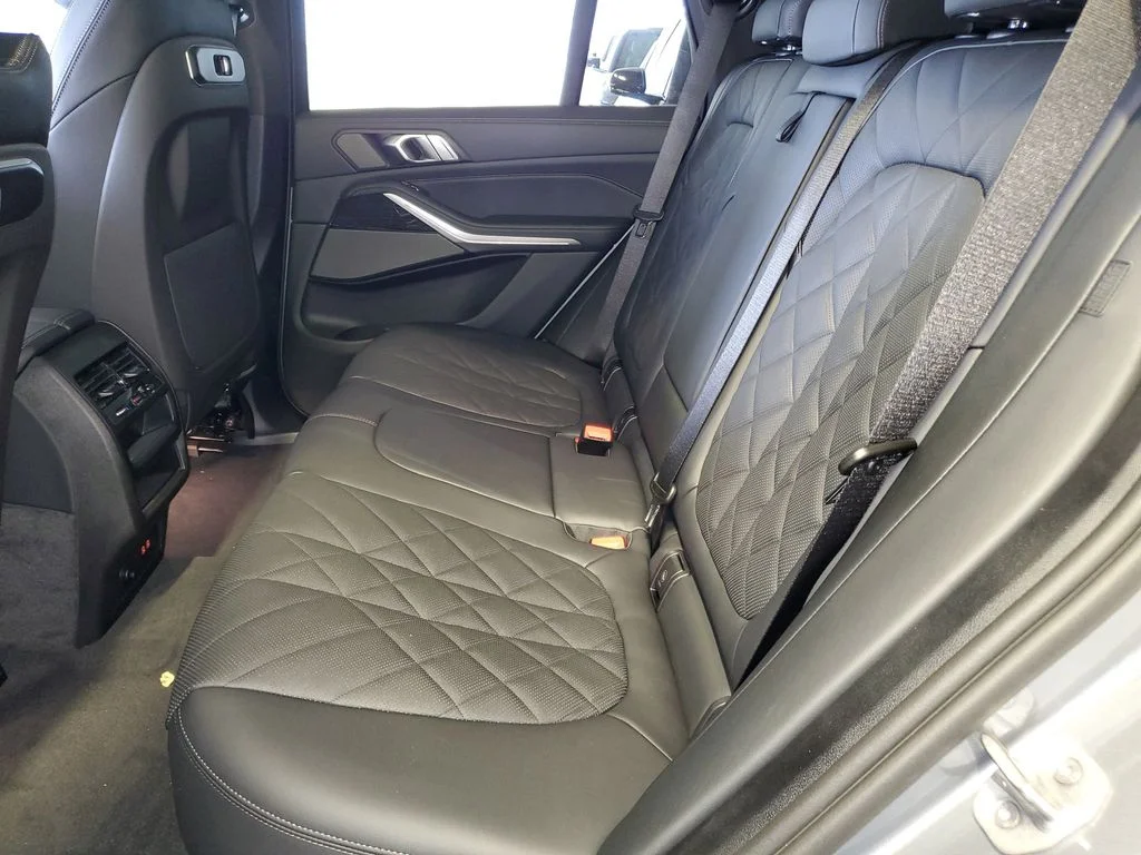 Used 2026 Gray BMW sDrive40i image 11
