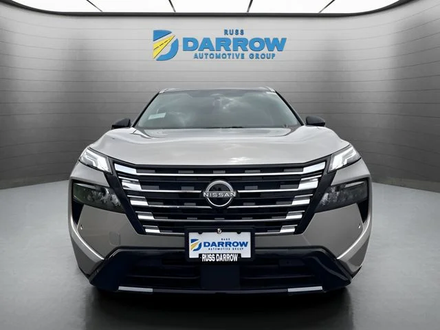New 2026 Champagne Silver Metallic / Super Black Two-tone Nissan Platinum image 8