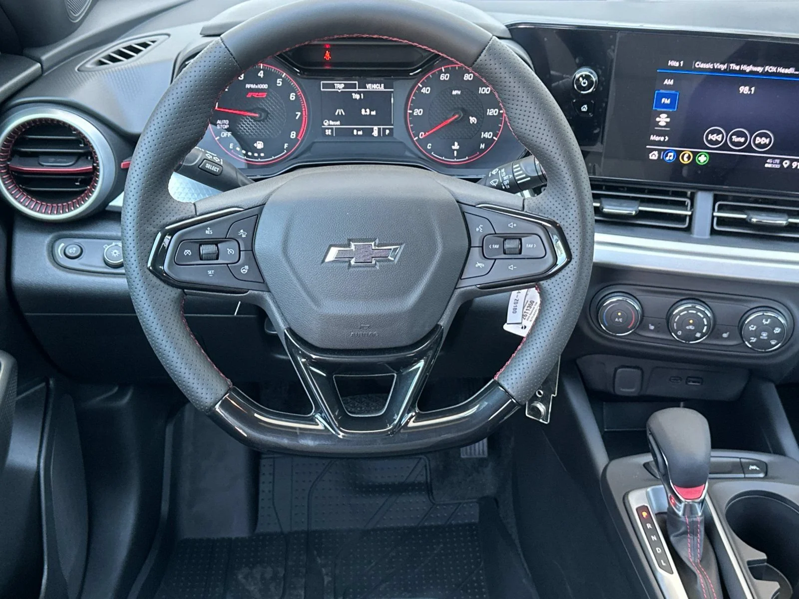 2026 Chevrolet Trax RS - Photo 14
