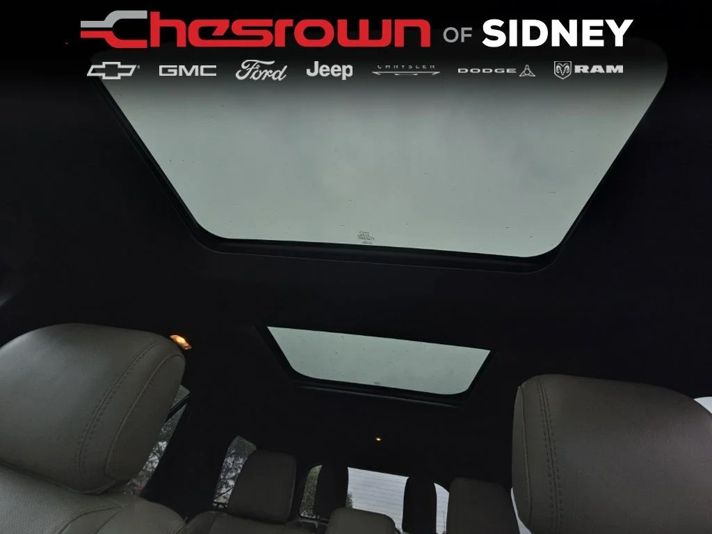 Used 2014 White Ford Limited image 34