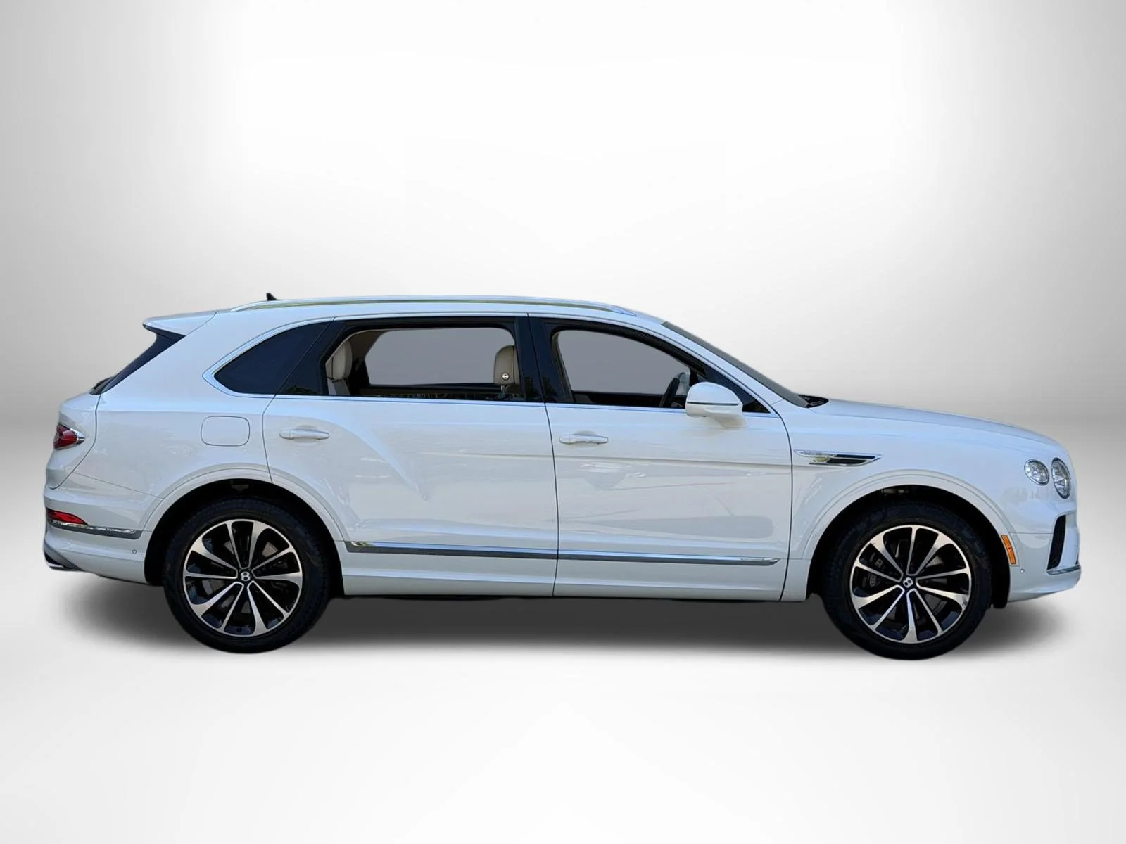 Used 2023 Glacier White Bentley  image 5