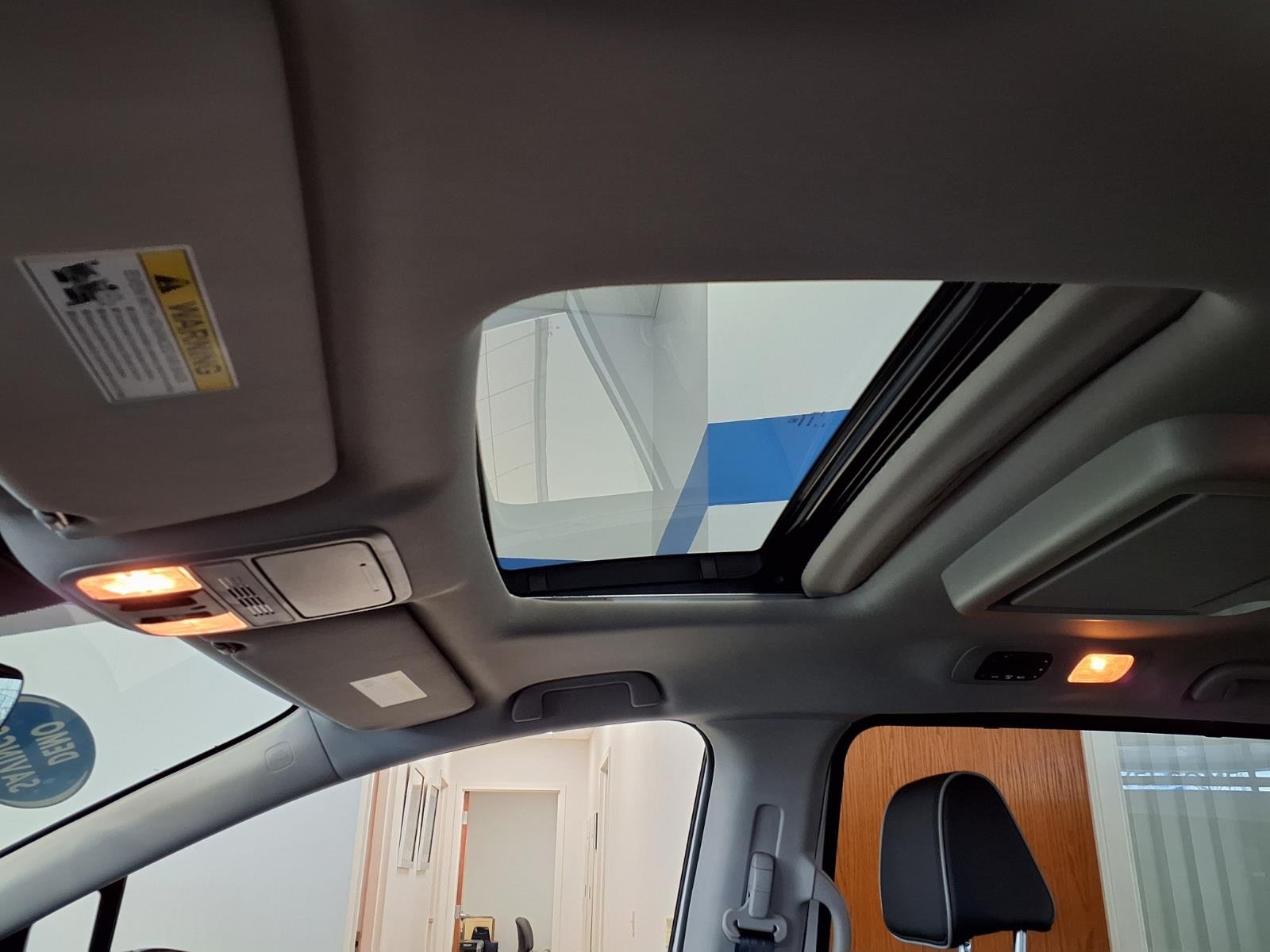 2026 Honda Odyssey Elite - Photo 17