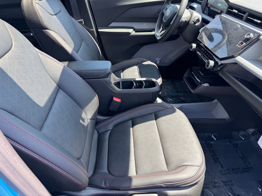 2027 Chevrolet Bolt RS - Photo 8