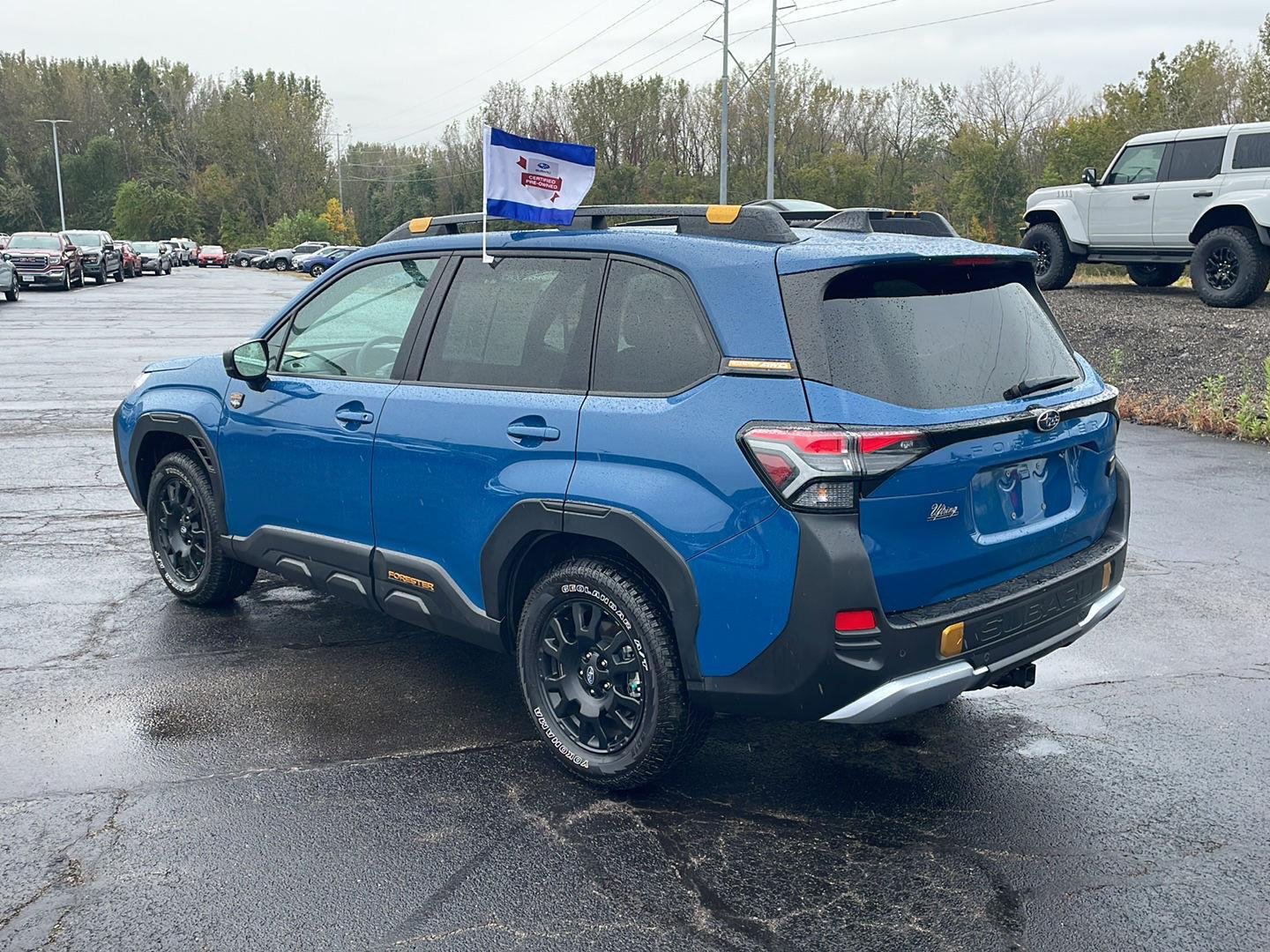 Used 2026 Geyser Blue Subaru Wilderness image 3