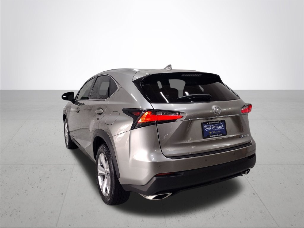Used 2017 Silver Lexus 200t image 12