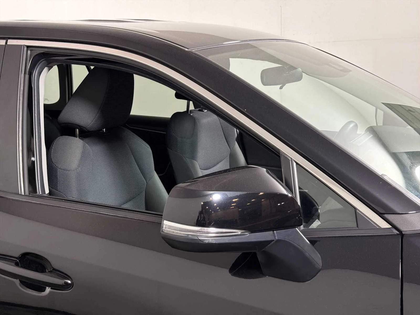 Used 2022 Midnight Black Metallic Toyota LE image 26