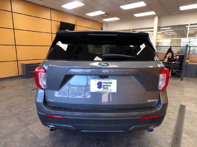Certified Used 2022 Gray Metallic Ford XLT image 6