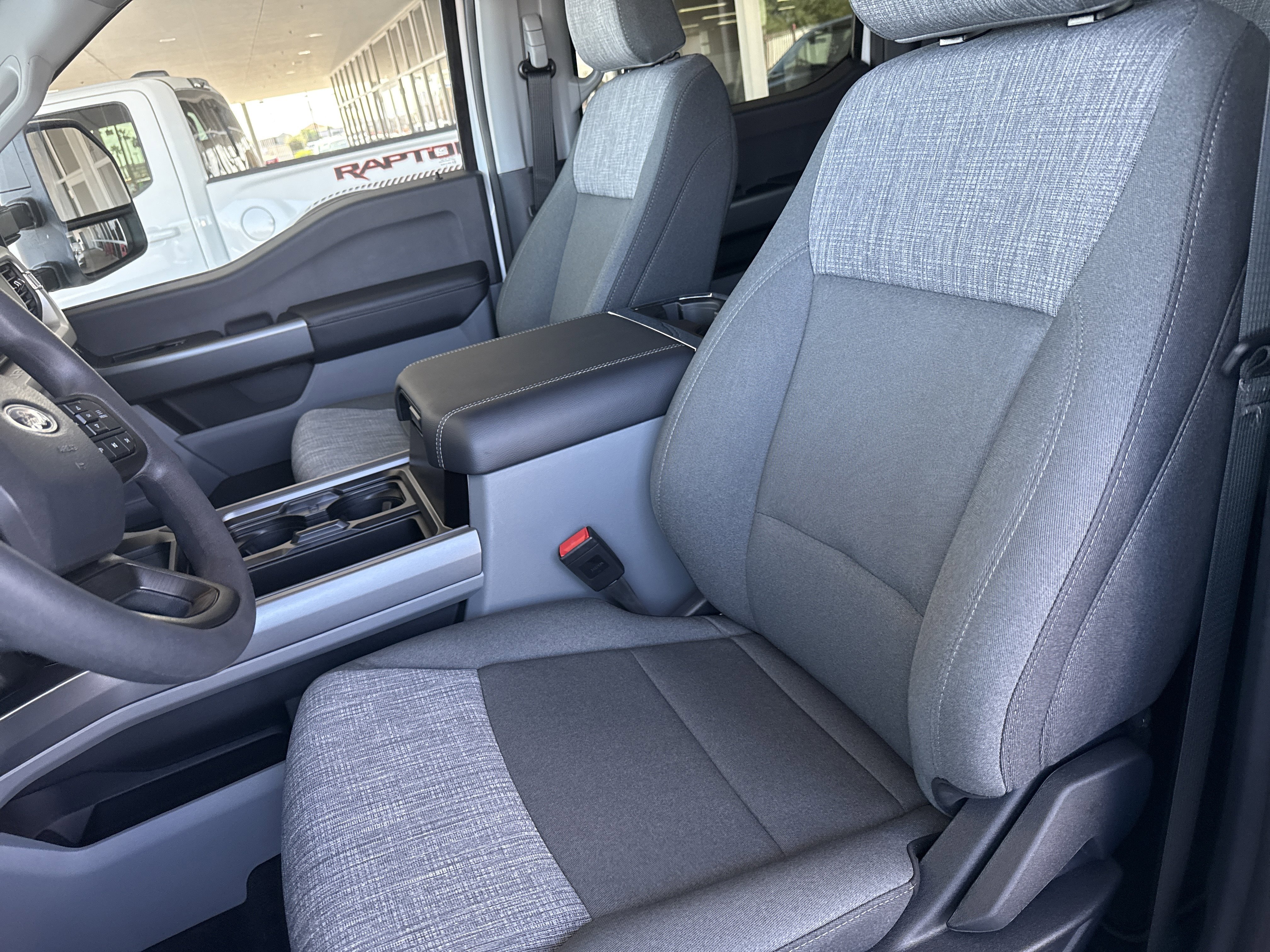 2026 Ford F-350 Super Duty XLT - Photo 18