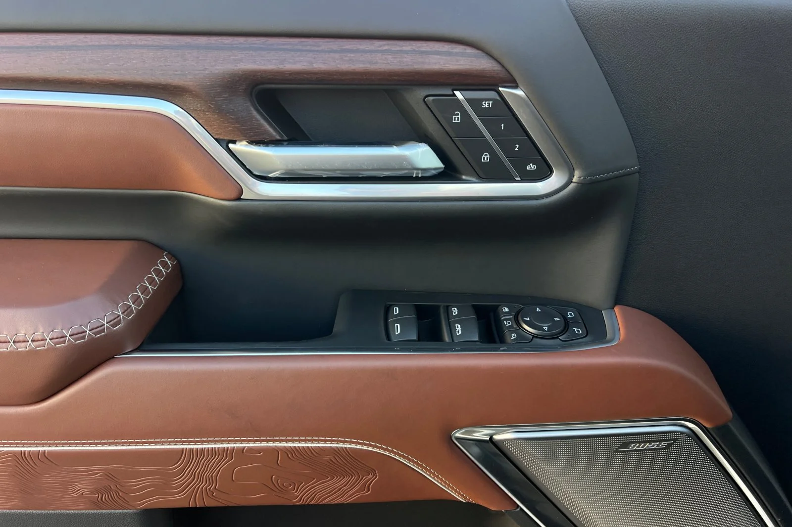 2026 GMC Sierra 2500HD Denali Ultimate - Photo 9