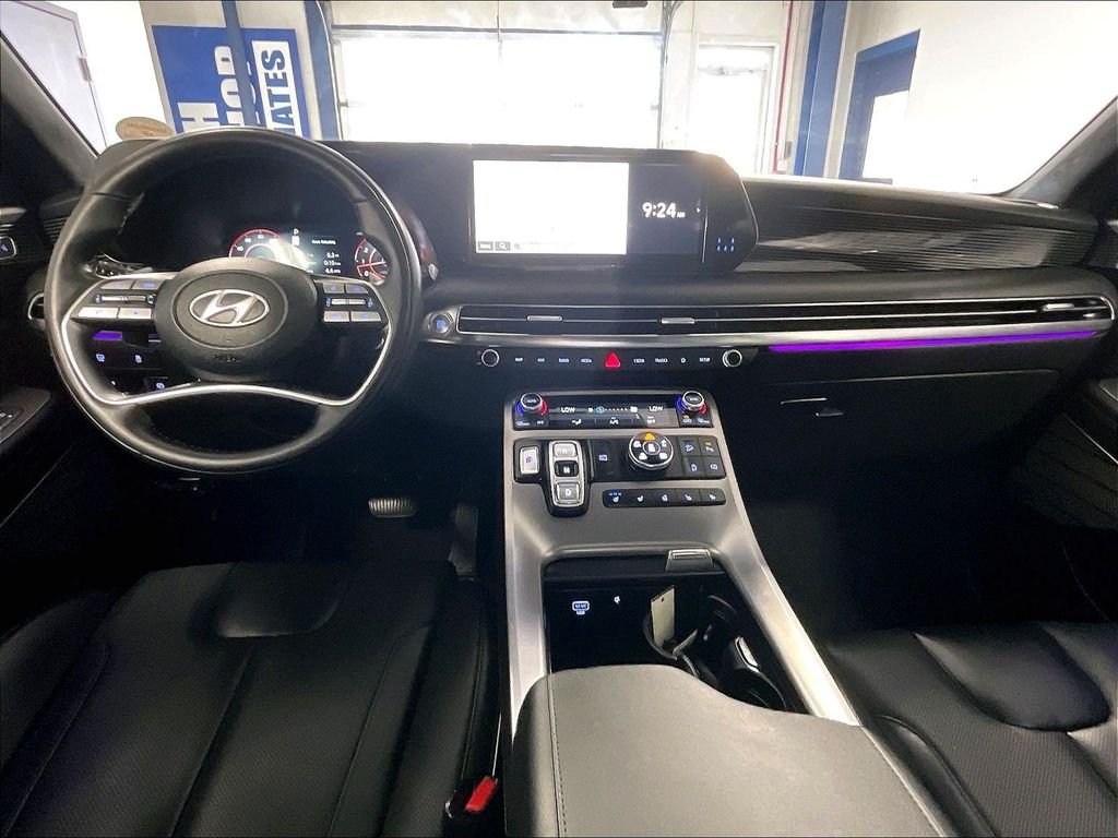 Used 2025 Green Hyundai Calligraphy image 21