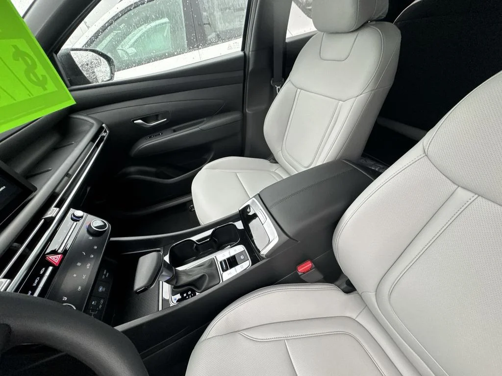 New 2026 Black Hyundai SEL image 27