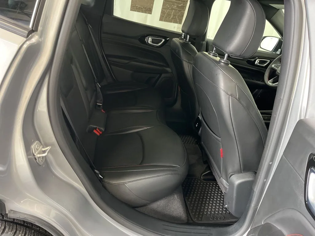 Used 2023 Silver Jeep Trailhawk image 24