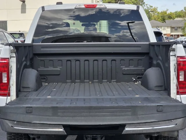 Used 2021 White Ford XLT image 32