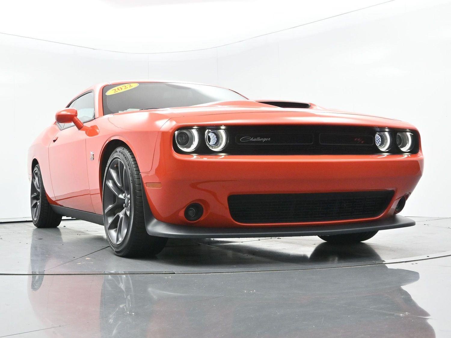Used 2022 Go Mango Dodge R/T Scat Pack image 43