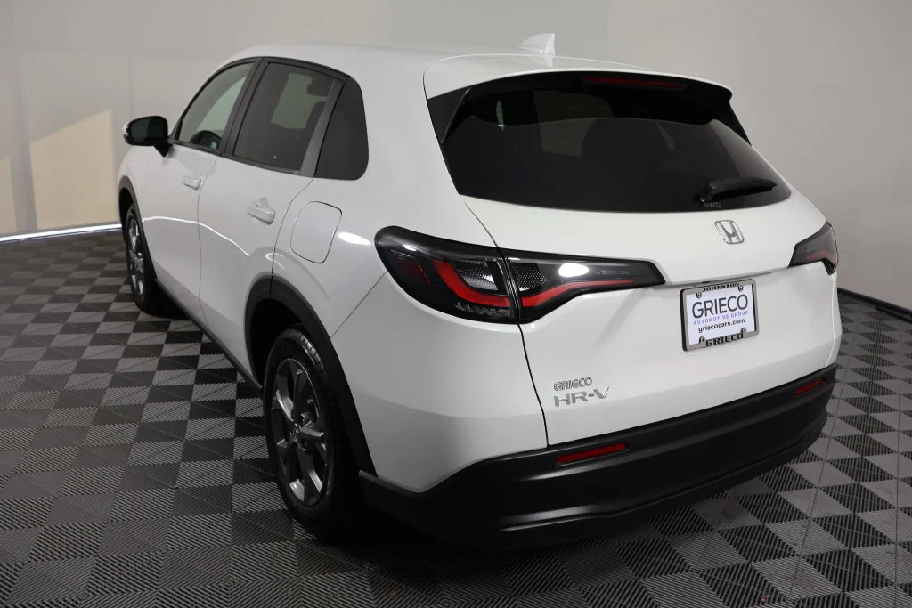 Certified Used 2026 Platinum White Pearl Honda LX image 5