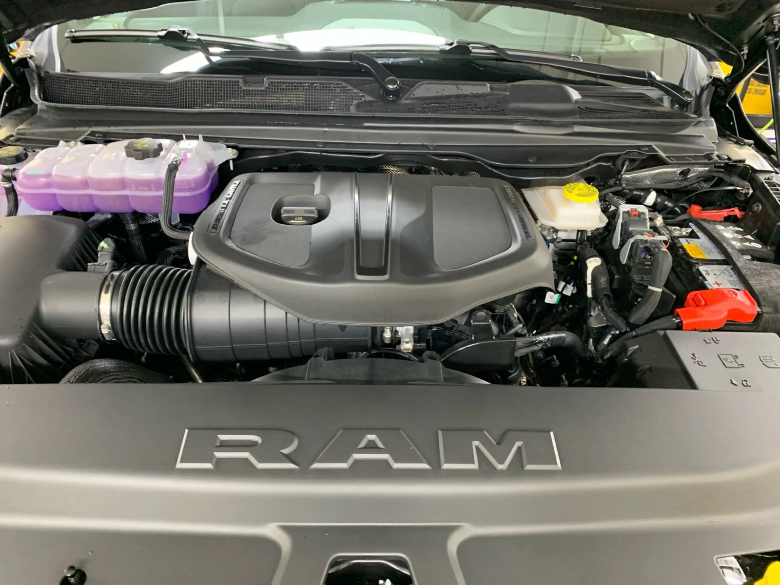 New 2026 Granite Crystal Metallic Ram Sport image 20