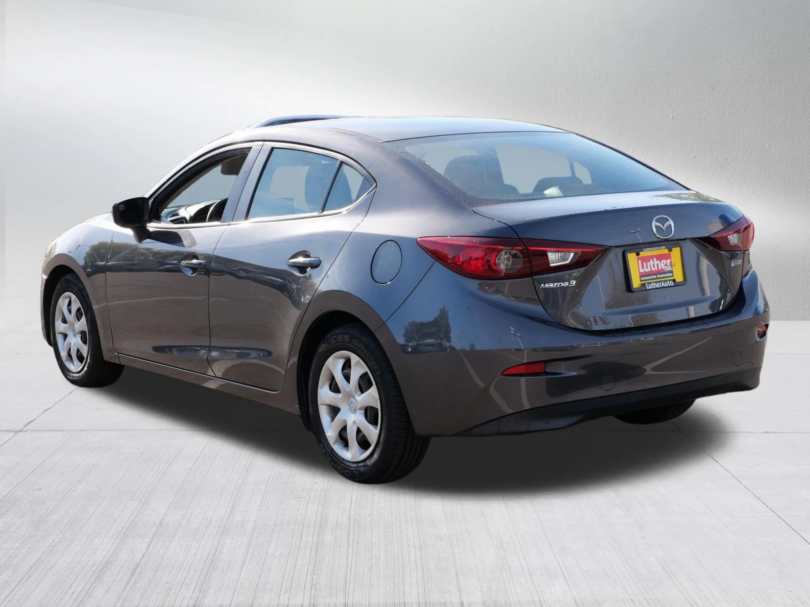 Used 2015 Meteor Gray Mica Mazda i Sport image 5