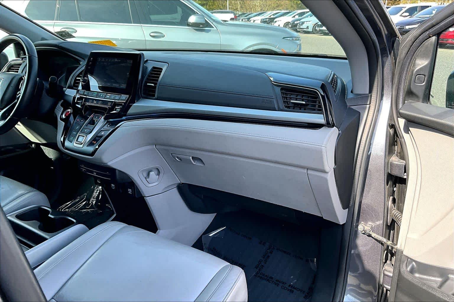 2024 Honda Odyssey Touring - Photo 19