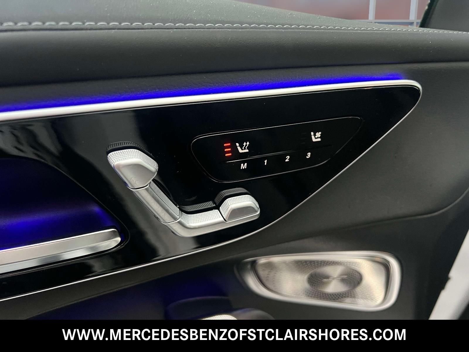 New 2027 MANUFAKTUR Moonlight White Metallic Mercedes-Benz AMG® GLC 53 4MATIC+ Coupe image 19