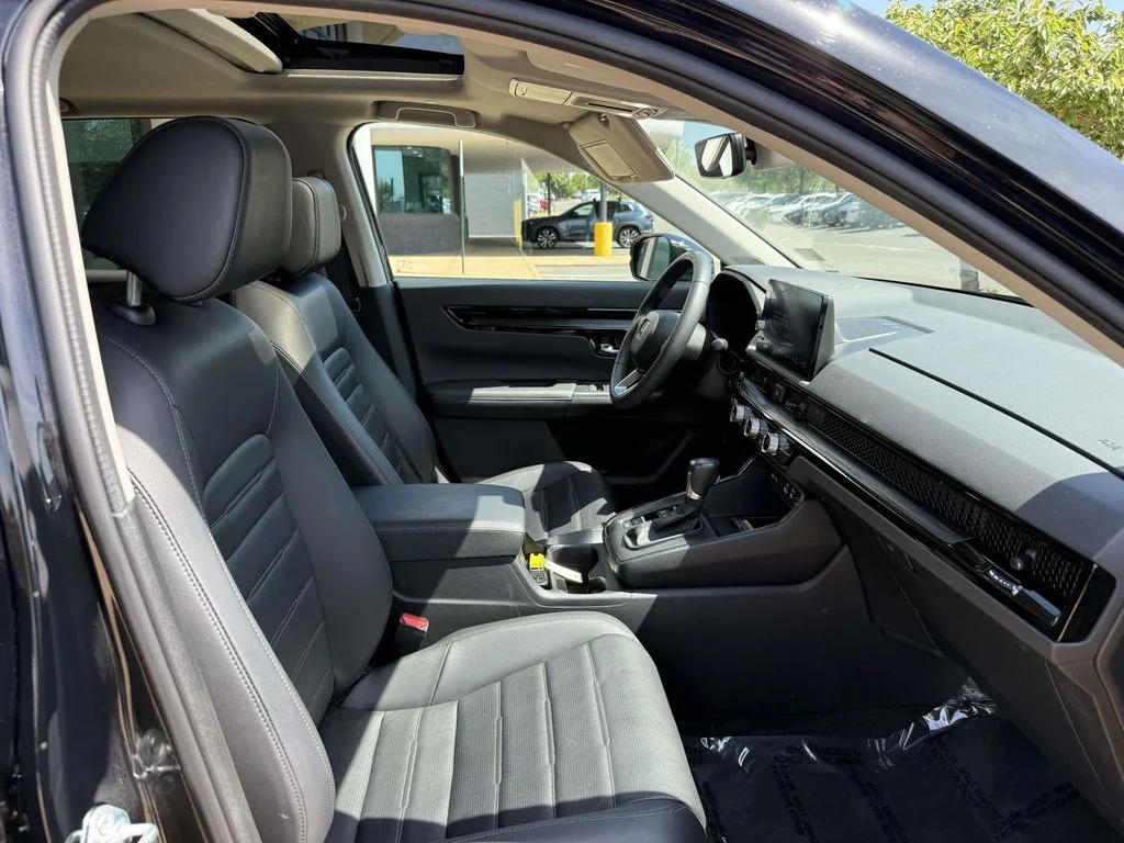 Used 2024 Black Honda EX-L image 15