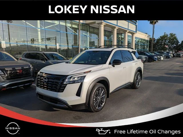 2026 Nissan Pathfinder SL 2WD's photo