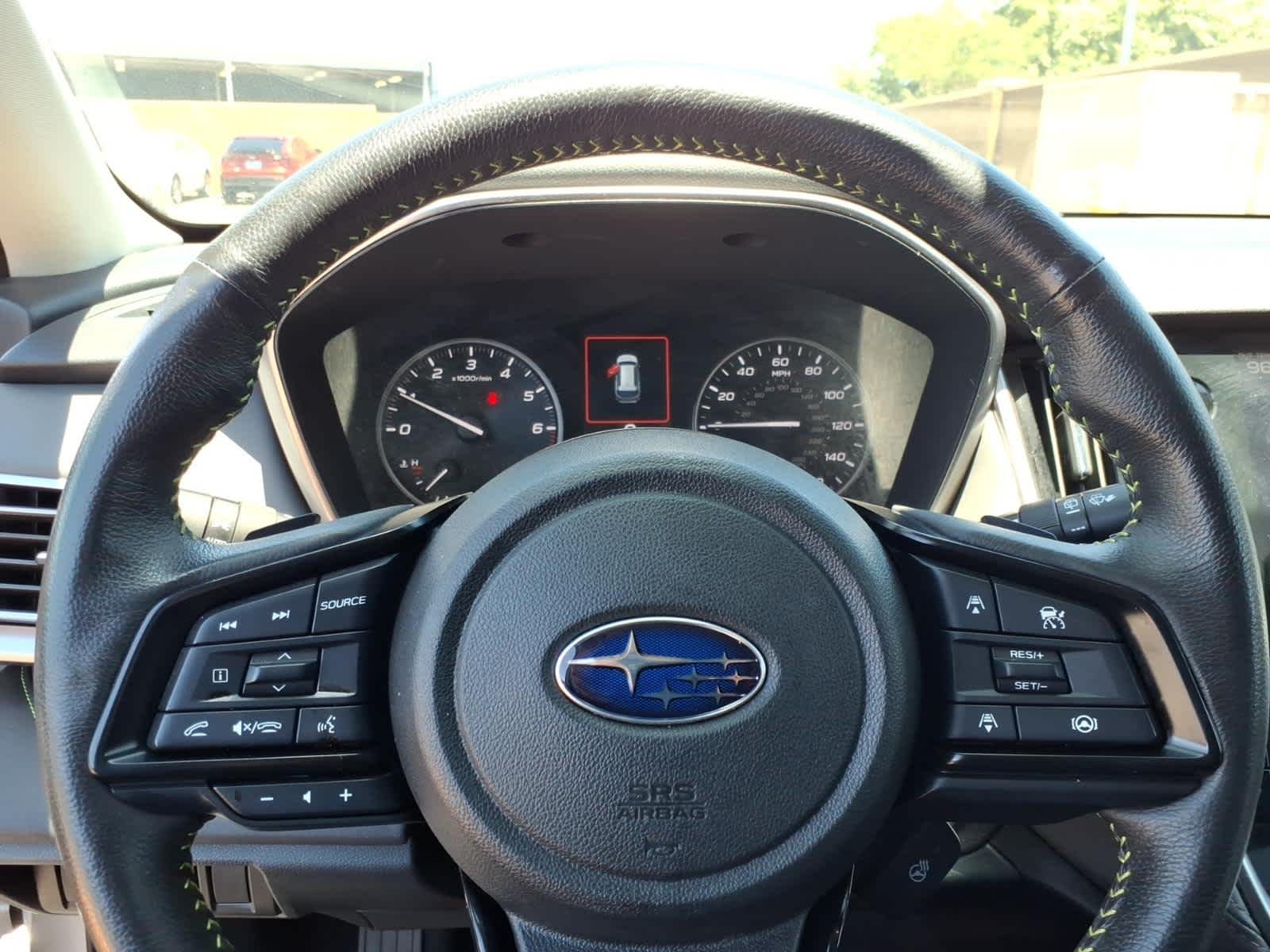 Used 2025 Ice Silver Metallic Subaru Onyx Edition image 33