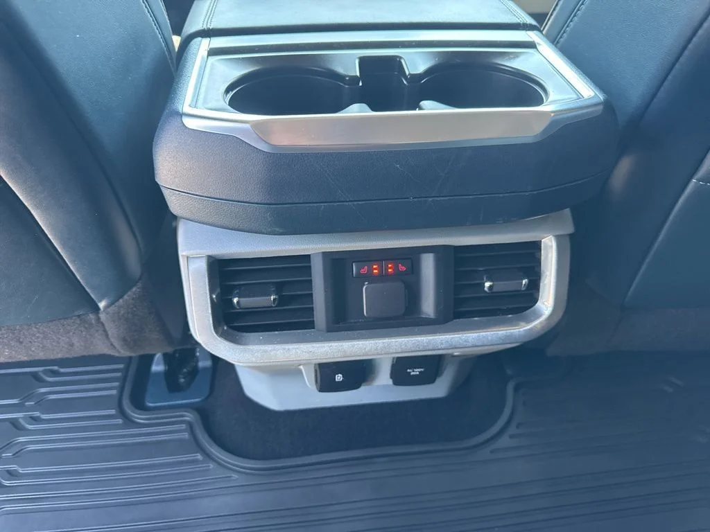 Used 2022 Blue Ford Limited image 28