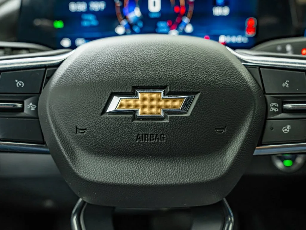 Used 2024 Summit White Chevrolet LS image 21