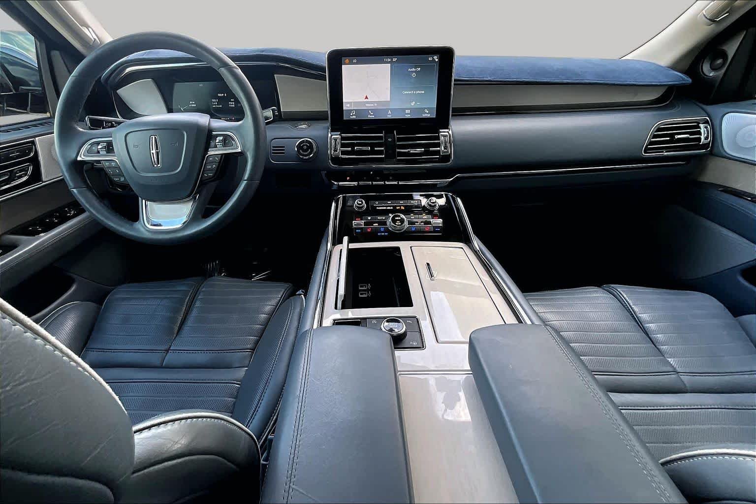 Used 2018 Chroma Crystal Blue Lincoln Black Label image 14