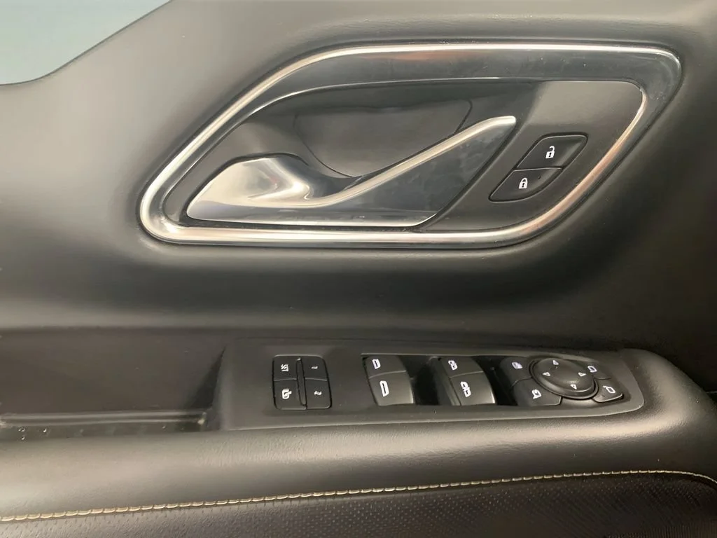 2023 GMC Yukon XL SLT - Photo 29