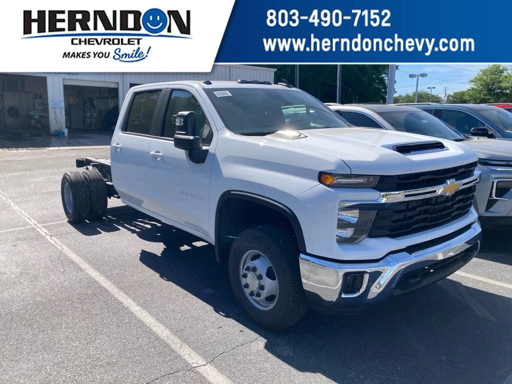 2026 Chevrolet Silverado HD 1LT 4WD Crew Cab 171.5" WB's photo