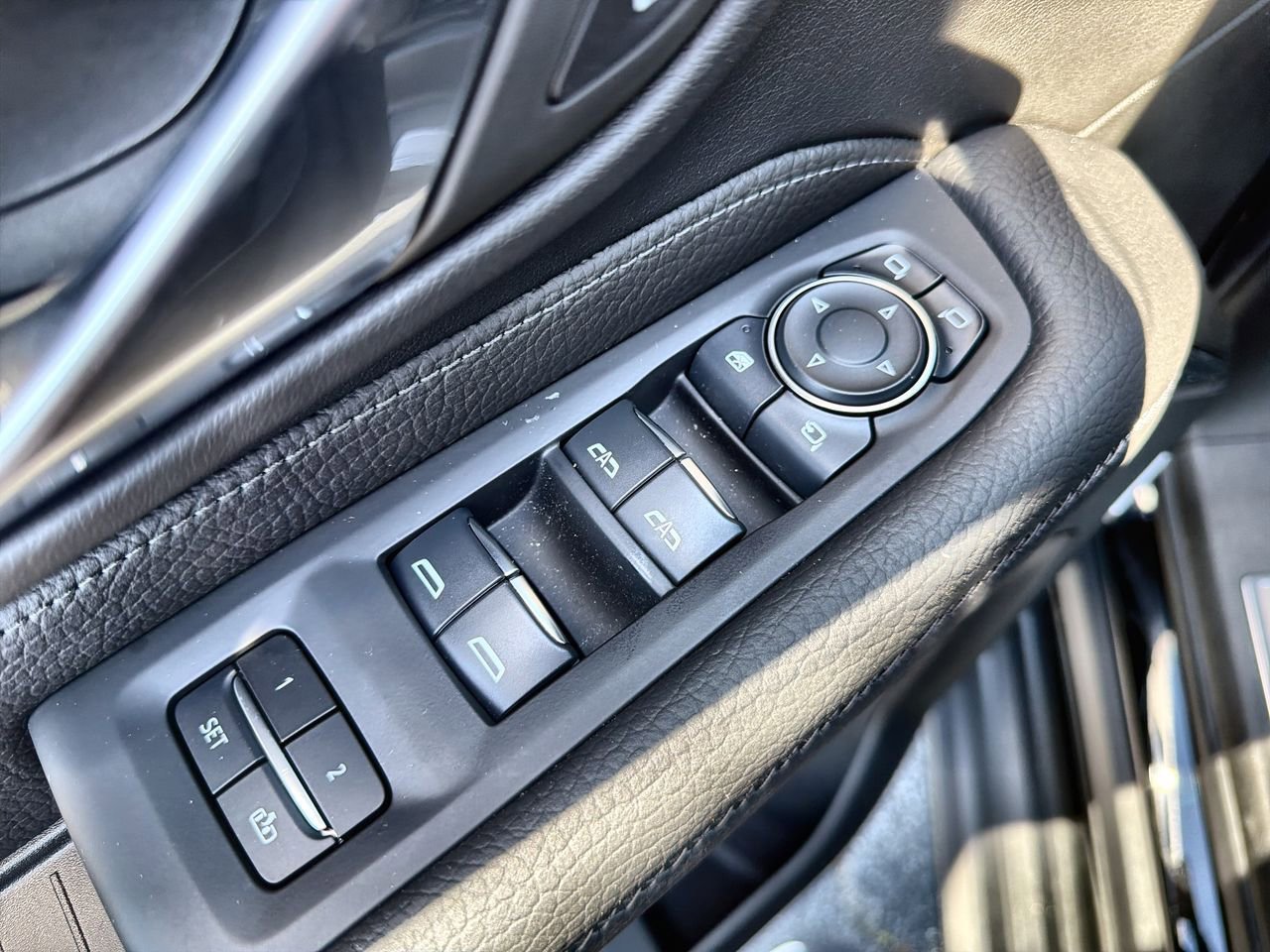 Used 2024 Onyx Black GMC Denali image 19