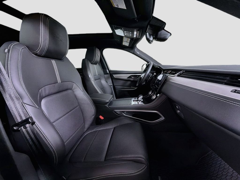 New 2026 Santorini Black Jaguar P250 R-Dynamic S image 30
