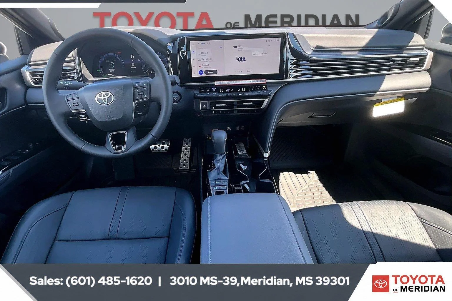 Used 2026 Wind Chill Pearl Toyota XSE image 13