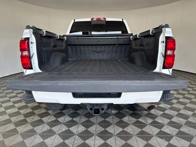 Used 2016 White Chevrolet LTZ image 20