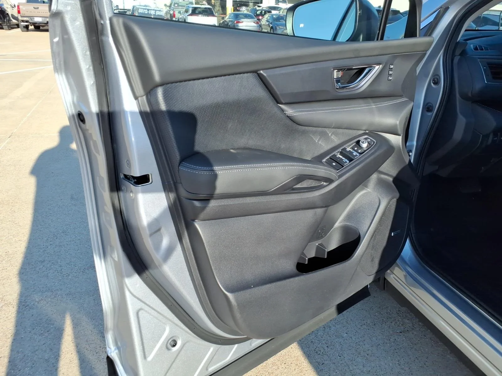 New 2027 ICE SILVER METALLIC Subaru Limited 7-Passenger image 19
