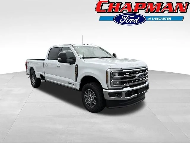 New 2026 Oxford White Ford F-250® Lariat® image 3