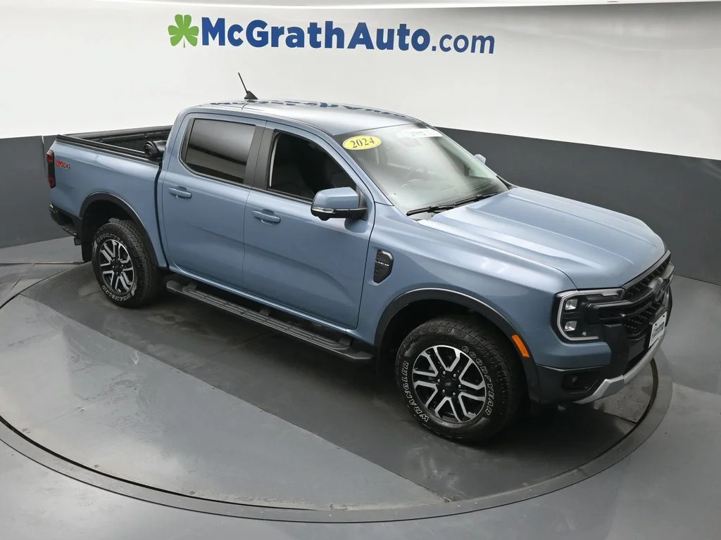 Used 2024 Gray Ford Lariat image 3