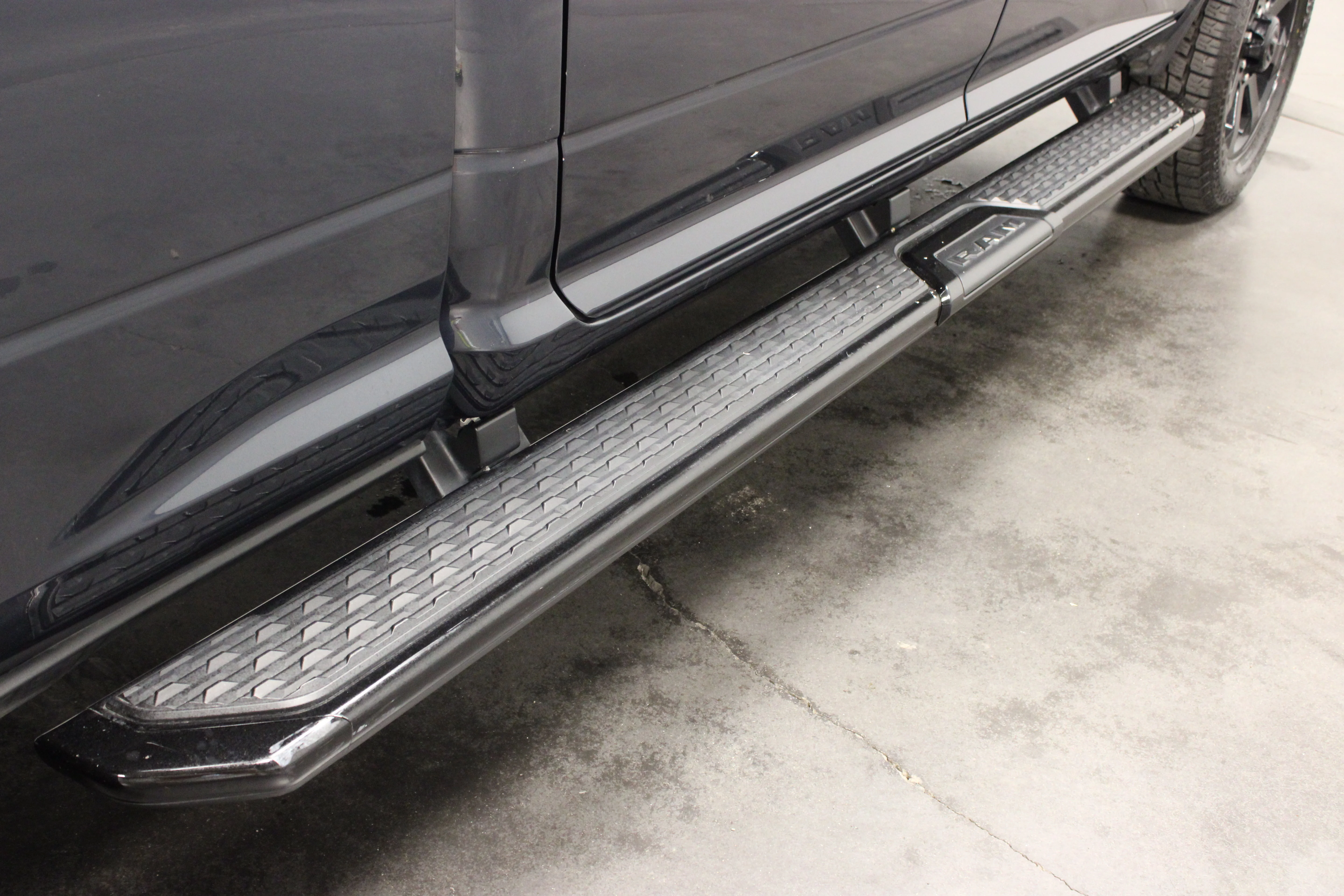 Used 2025 Forged Blue Metallic Ram Big Horn image 10