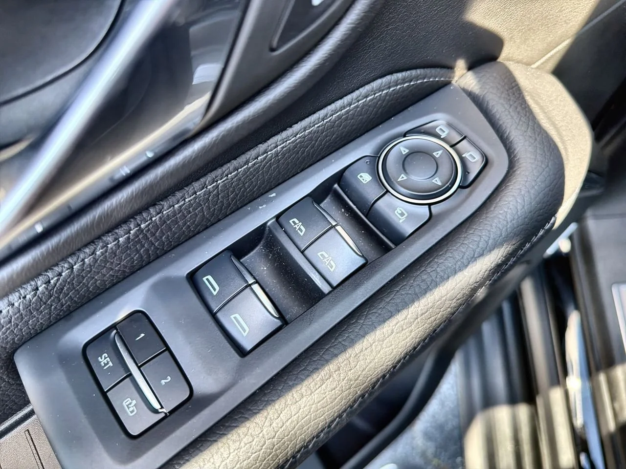 Used 2024 Onyx Black GMC Denali image 19
