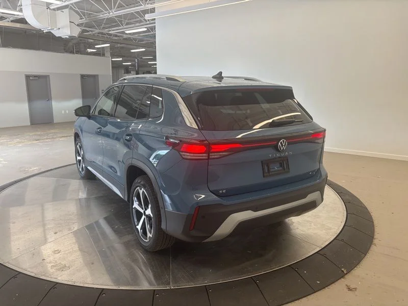 New 2026 Blue Volkswagen 2.0T SE image 5