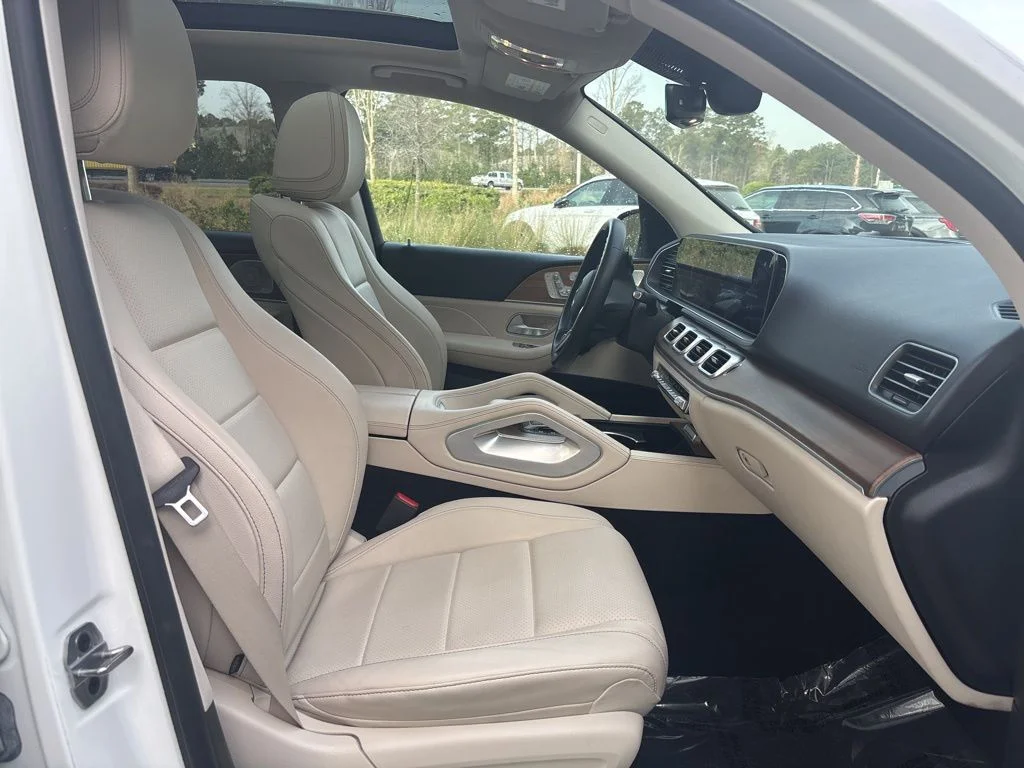 Used 2022 White Mercedes-Benz GLE 350 image 44